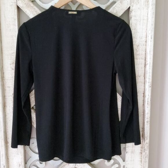 Nine West Women's Faux Wrap Chain Detail Surplice Top in Black - Picture 10 of 10